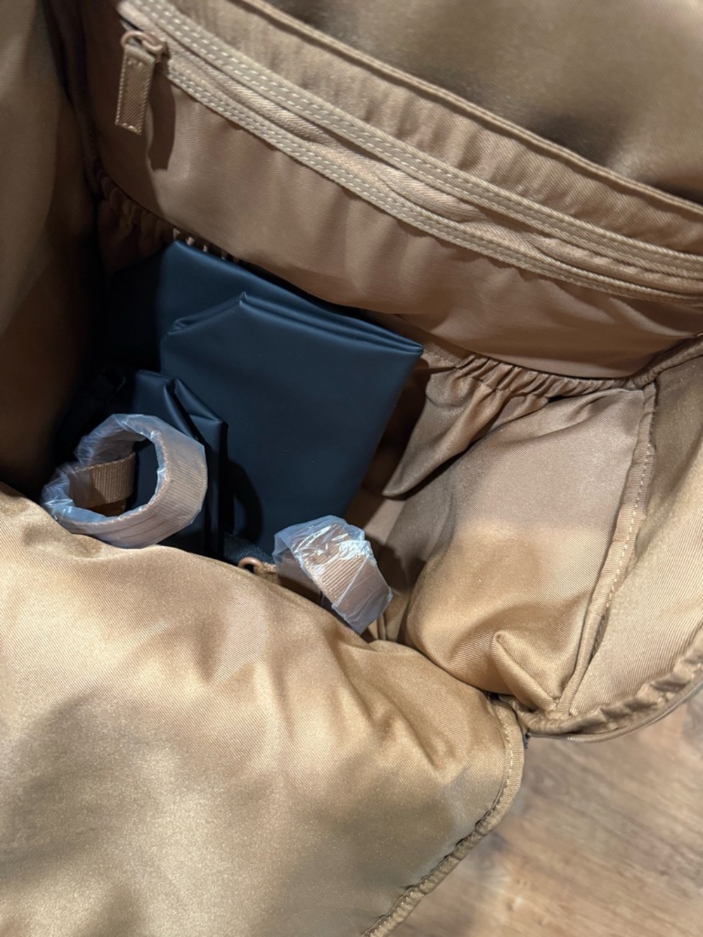 Beis the ultimate diaper bag cognac - Picture 7 of 7